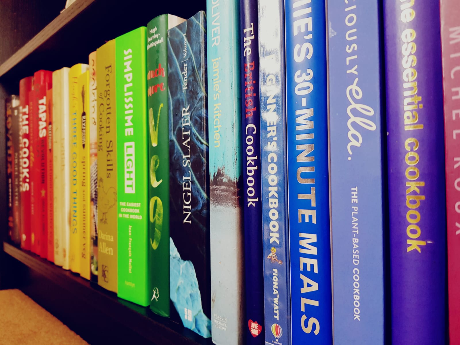 example-recipe-books-rainbow-shelf example-recipe-books-rainbow-shelf