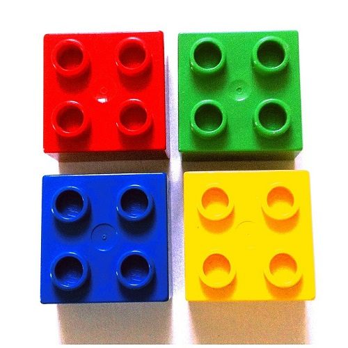 0. LEGO CLUB lego-gcd4b68451_1280 d97jro pixabay