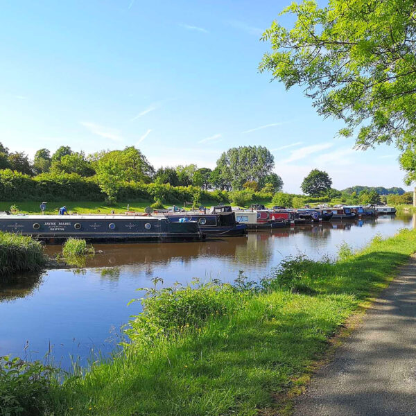 photo of lower park marina barnoldswick